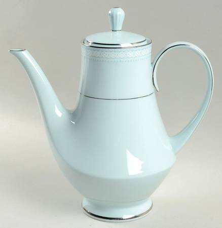 Wedding Veil Coffee Pot & Lid