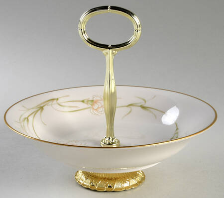 Weyburne 6"-7" Handled Footed Nut Dish HC