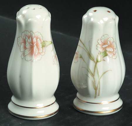 Weyburne Salt & Pepper Set