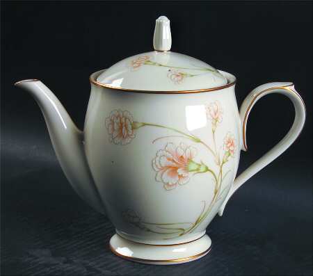 Weyburne Teapot & Lid