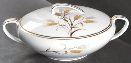 Wheaton Round Covered Vegetable by Noritake