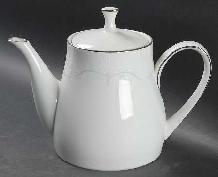 Whitebrook Teapot & Lid by Noritake