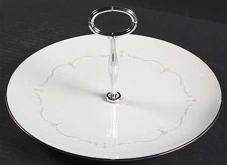 Whitebrook Round Serving Plate with Center Handle (Dp) Hc