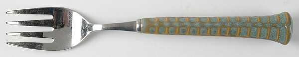 Whisper Dinner Fork (7 1/2" or Larger)