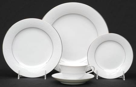 Whitehall 40 Piece Estate Set