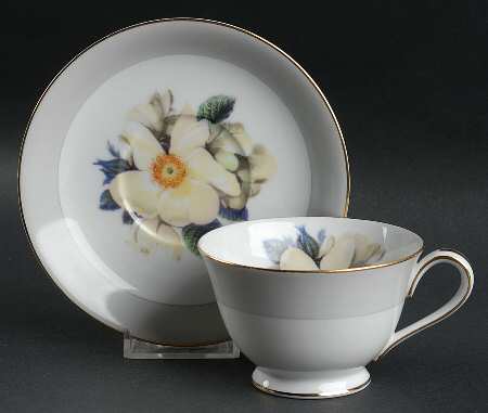 Whiterose Footed Cup & Saucer Set