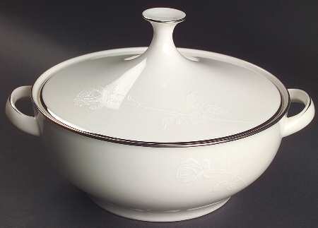 White Knight Round Covered Vegetable