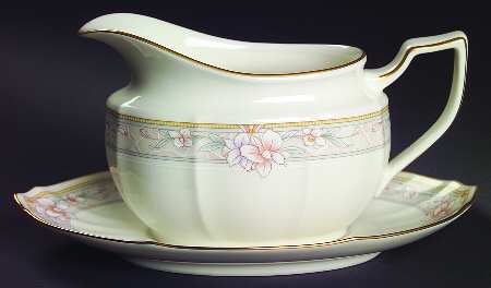 Windsor Garden Gravy Boat & Underplate