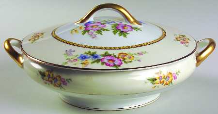 Wildfleur Round Covered Vegetable