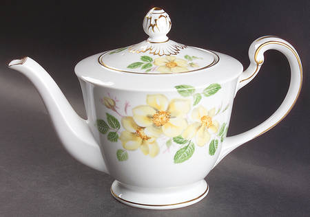 Wildrose Teapot & Lid