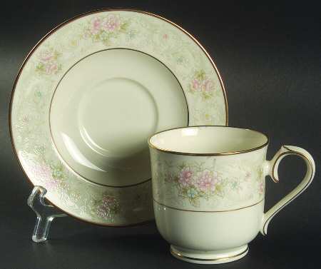 Willowbrook Footed Cup & Saucer Set