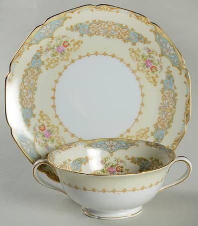 Wimpole Footed Cream Soup Bowl & Saucer Set