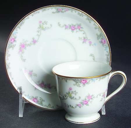 Windsor Footed Demitasse Cup & Saucer Set