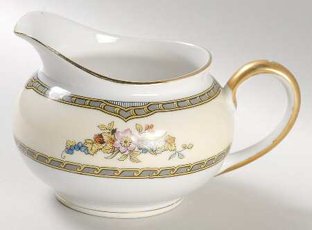 Windsor Creamer