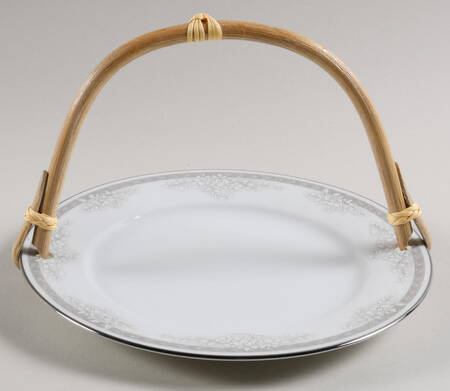 Windham 5 3/8"-5 5/8" Bamboo Handled Serving Plate  HC