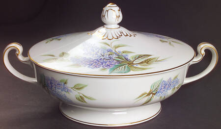 Winona Round Covered Vegetable