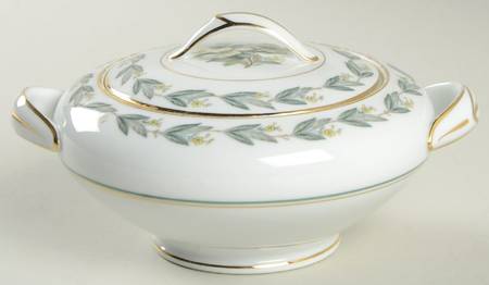 Winslow Sugar Bowl & Lid