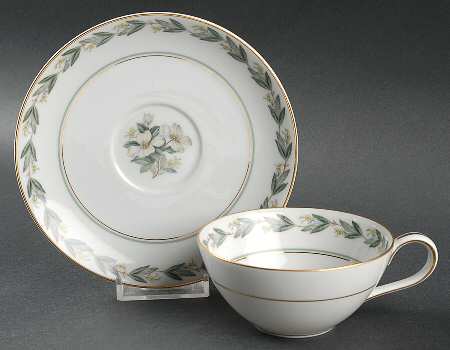Winslow Flat Cup & Saucer Set