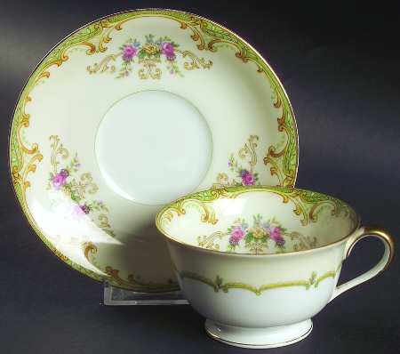 Winton Footed Cup & Saucer Set