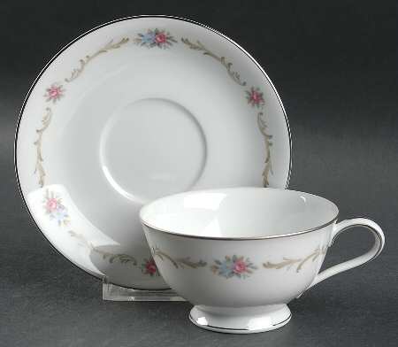 Winthrop Footed Cup & Saucer Set