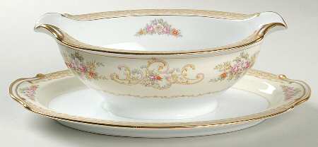 Winthrop Gravy Boat with Attached Underplate