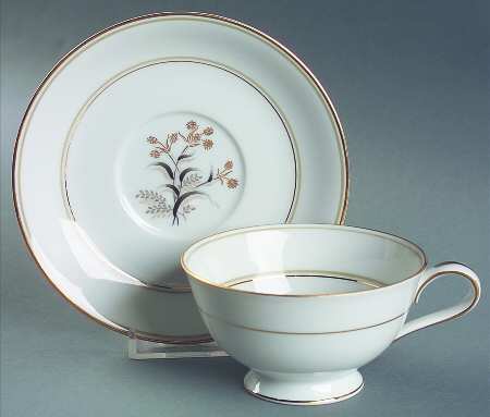 Winton Footed Cup & Saucer Set