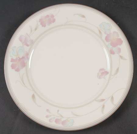 Winter Palace by Noritake