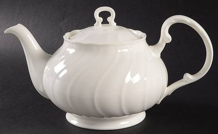 Windsor White Teapot & Lid