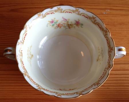Woodbine Footed Cream Soup Bowl