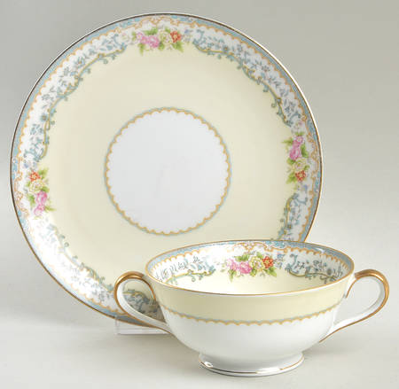 Woodmere (662) Footed Cream Soup Bowl & Saucer Set
