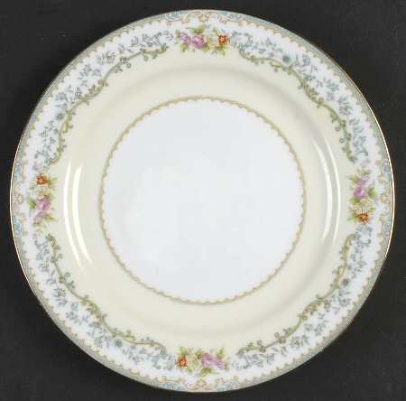 Woodmere (662) Luncheon Plate