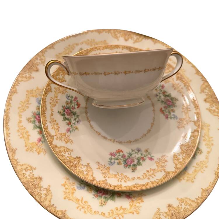 Wotan Footed Cream Soup Bowl & Saucer Set