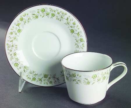 Wynwood Flat Cup & Saucer Set