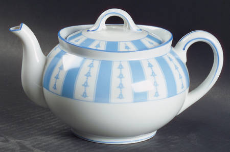The Yale Teapot & Lid