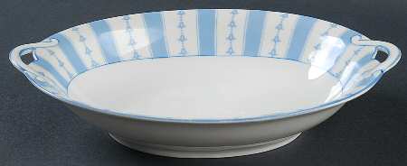 The Yale 9" Oval Vegetable Bowl