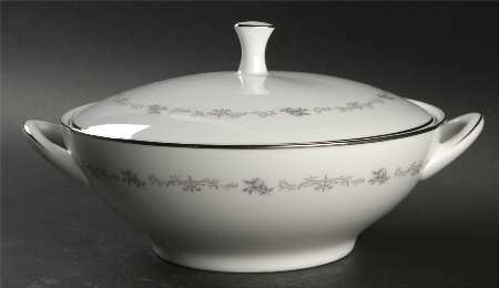 York Round Covered Vegetable