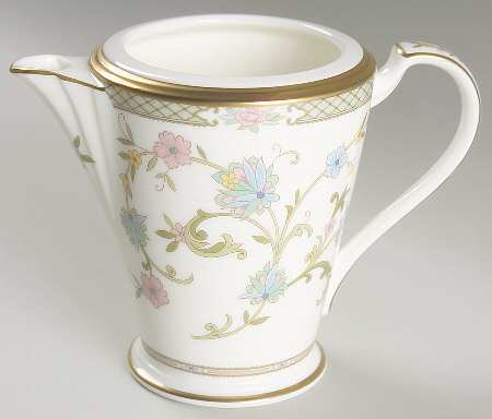 Yoshino Creamer