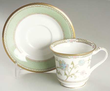 Yoshino Footed Cup & Saucer Set