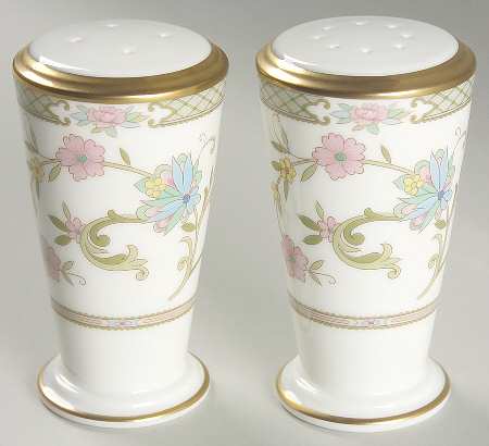 Yoshino Salt & Pepper Set