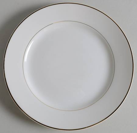 The Yukon (Gold Trim & Verge) Salad Plate