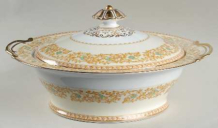Yvonne Round Covered Vegetable