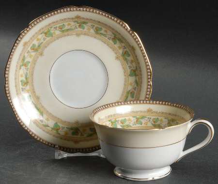 Zembla Footed Cup & Saucer Set