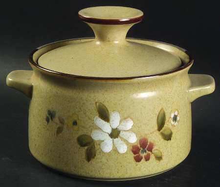 Zest 1.25 Qt Round Covered Casserole