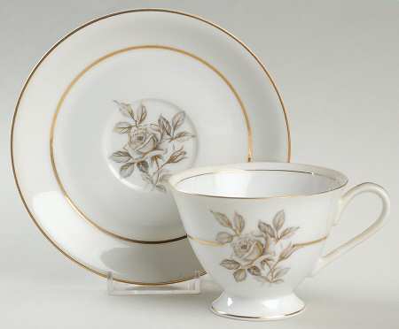 Encanto Footed Cup & Saucer Set