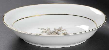 Encanto 10" Oval Vegetable Bowl