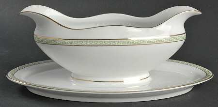 NAG1 Gravy Boat with Attached Underplate