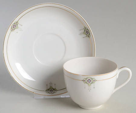 NAG8 Flat Cup & Saucer Set