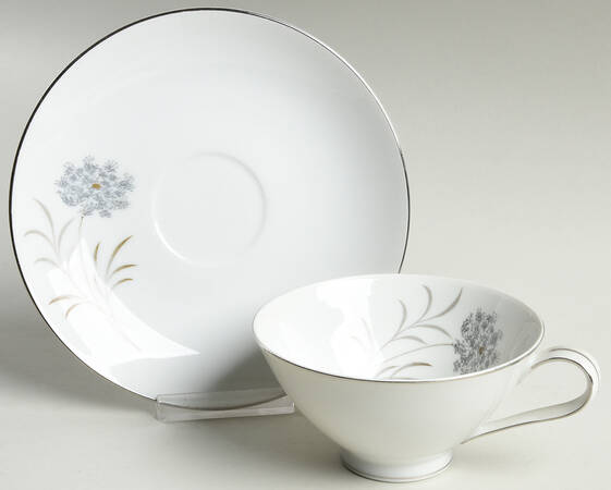 Harriet Footed Cup & Saucer Set