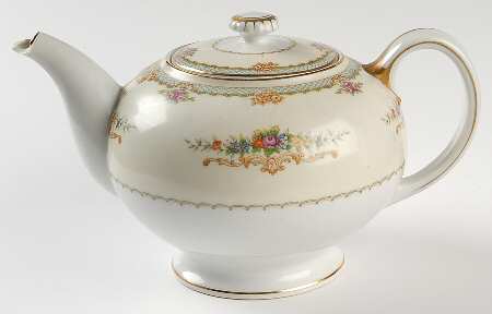 Princess Teapot & Lid