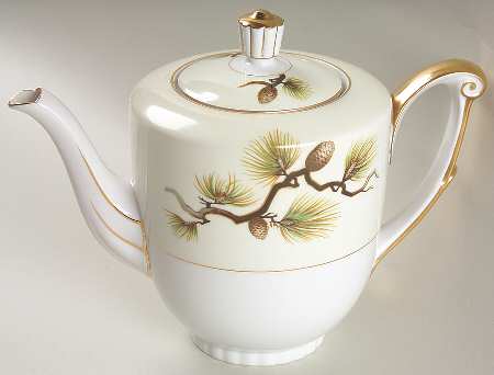 Shasta Pine Cream Teapot & Lid